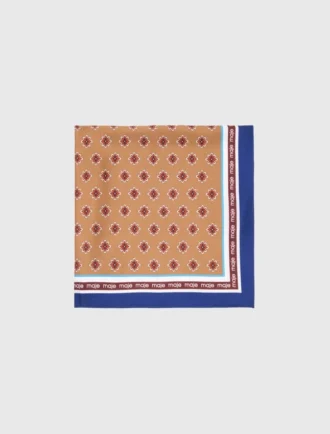Bandana med blommönster Bandana med blommönster