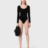 Bodysuit i sammet med korsettdetaljer Bodysuit i sammet med korsettdetaljer