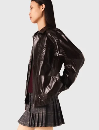 Jacka i krackelerat konstläder