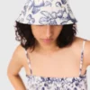 Vändbar bucket hat med fruktmönster