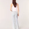 Jeans med vid ben och strass Jeans med vid ben och strass