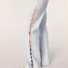 Jeans med vid ben och strass Jeans med vid ben och strass