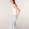 Jeans med vid ben och strass Jeans med vid ben och strass