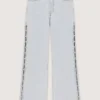 Jeans med vid ben och strass Jeans med vid ben och strass