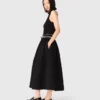 Klänning i taffeta av blandmaterial Klänning i taffeta av blandmaterial