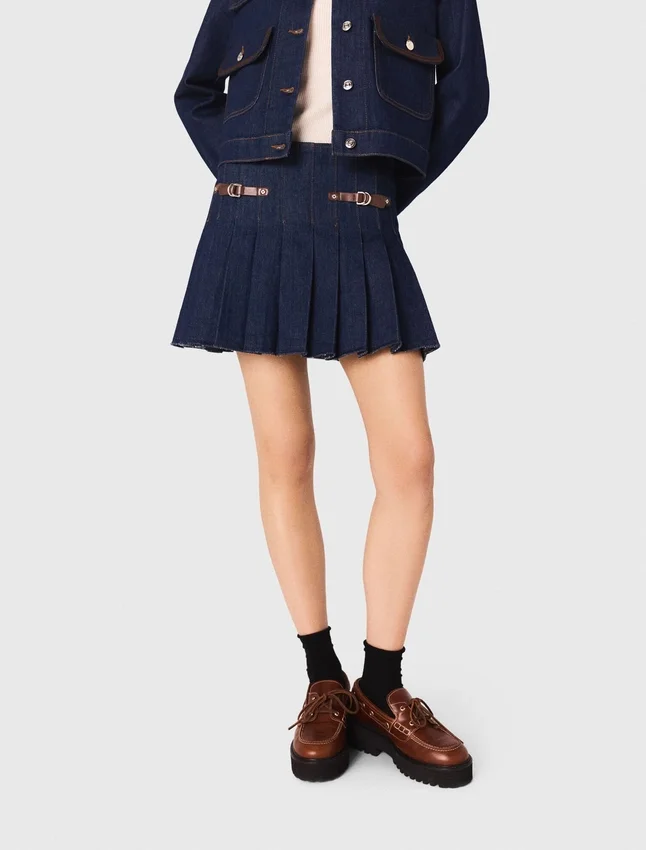 Kort jeanskjol med foder Kort jeanskjol med foder