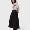 Kort sweatshirt med broderad logotyp Kort sweatshirt med broderad logotyp