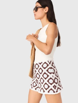 Krochetade shorts med blommönster