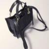 Mini-toteväska i quiltat läder Mini-toteväska i quiltat läder