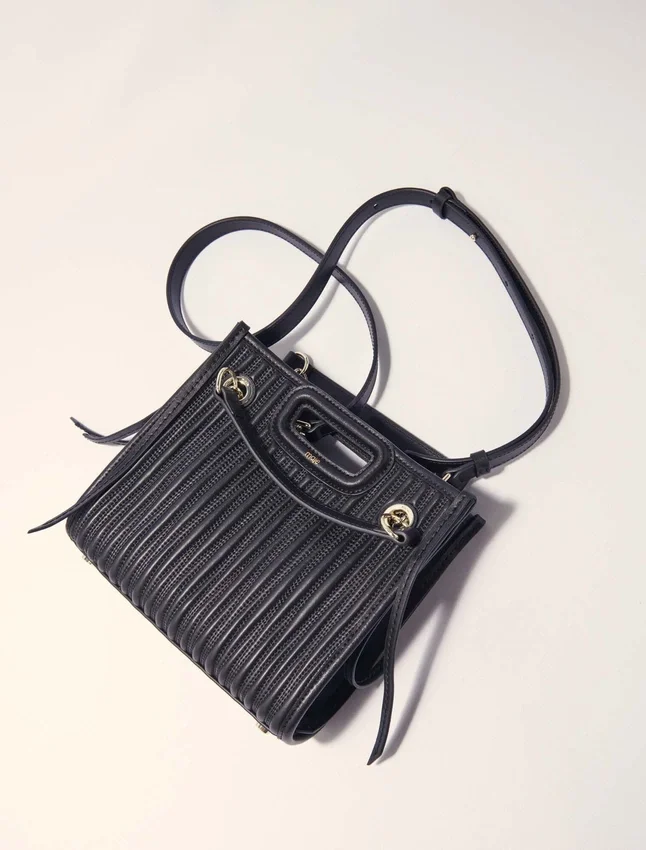 Mini-toteväska i quiltat läder Mini-toteväska i quiltat läder