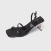 Sandaler med remmar och metallisk klack