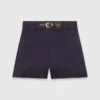 Shorts med satineffekt