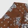 Silkescarf med bandanamönster Silkescarf med bandanamönster