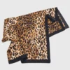 Sjal med leopardmönster Sjal med leopardmönster