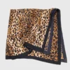 Sjal med leopardmönster Sjal med leopardmönster