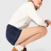Skort med dekorerad lager-på-lager-effekt Skort med dekorerad lager-på-lager-effekt