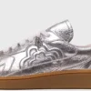 Sneakers i metallicläder Sneakers i metallicläder