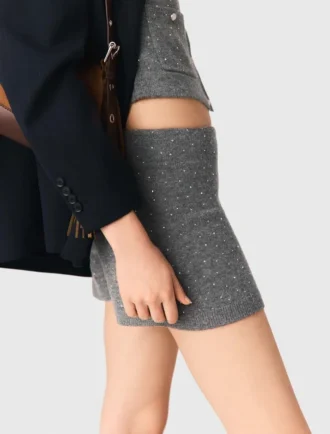 Stickade shorts med strass
