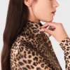 T-shirt med leopardmönster T-shirt med leopardmönster
