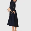 Trenchcoat med avtagbar huva med strass